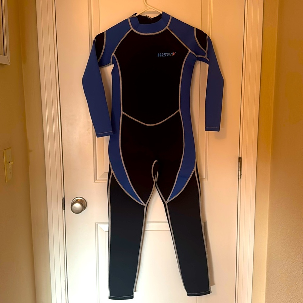 HISEA Scuba Donkey Wetsuit Youth Medium 12 Black Blue Full Body Surf Diving NWT